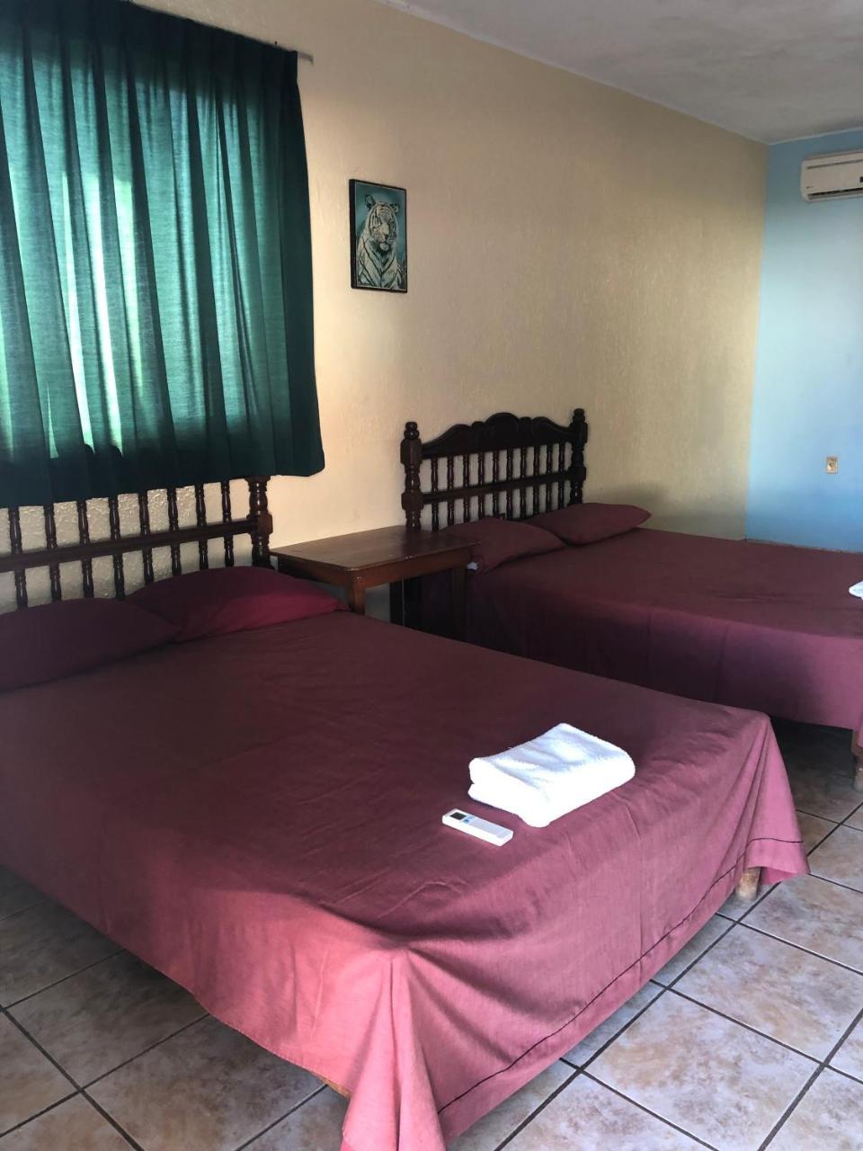 Hotel Rivera Del Rio La Pesca Exteriör bild